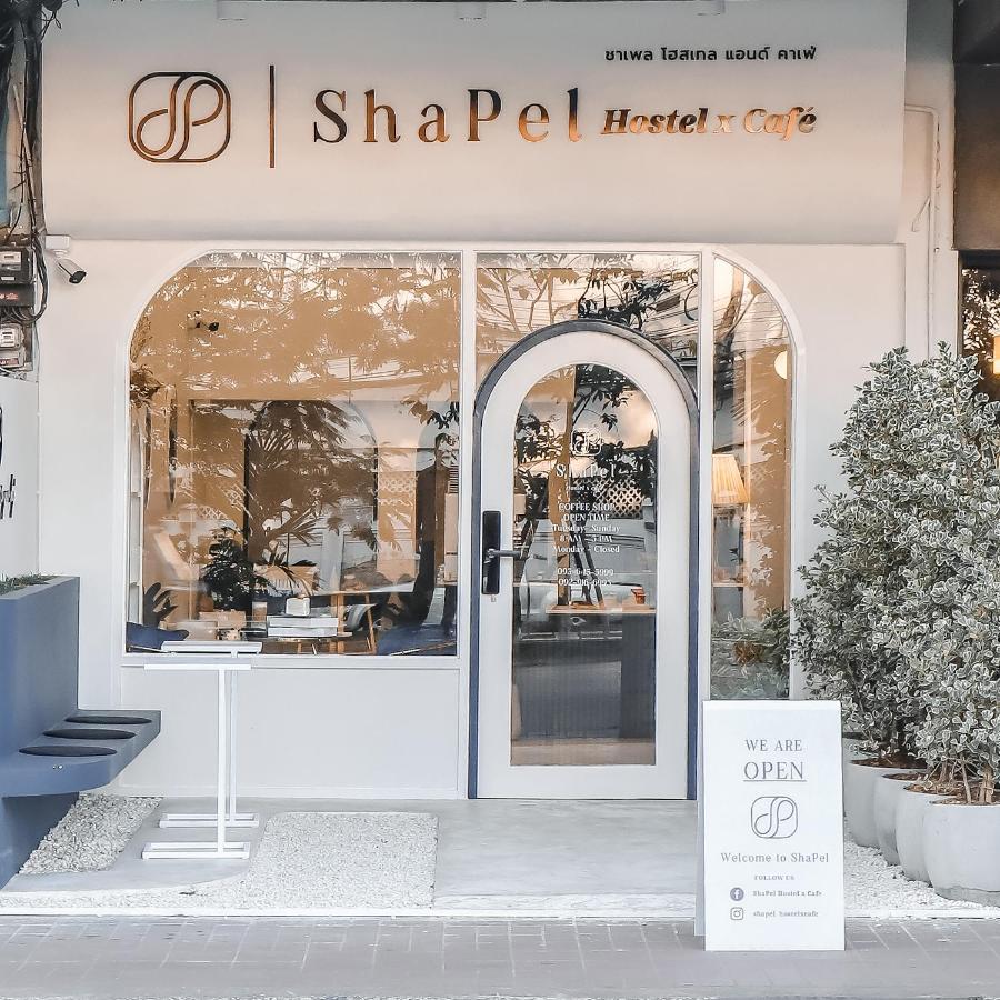 Shapel Hostel And Cafe Chiang Mai Buitenkant foto